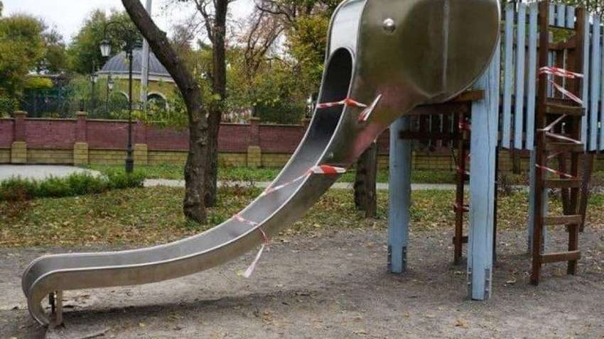 В Одессе 5-летнему ребёнку оторвало часть пальца на детской площадке: подробности В Одессе 5-летнему ребёнку оторвало часть пальца на детской площадке: подробности