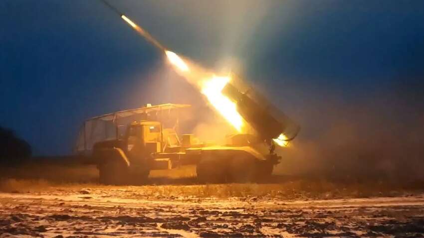 Втома від війни дається взнаки: скільки українців готові поступитися територіями заради миру 