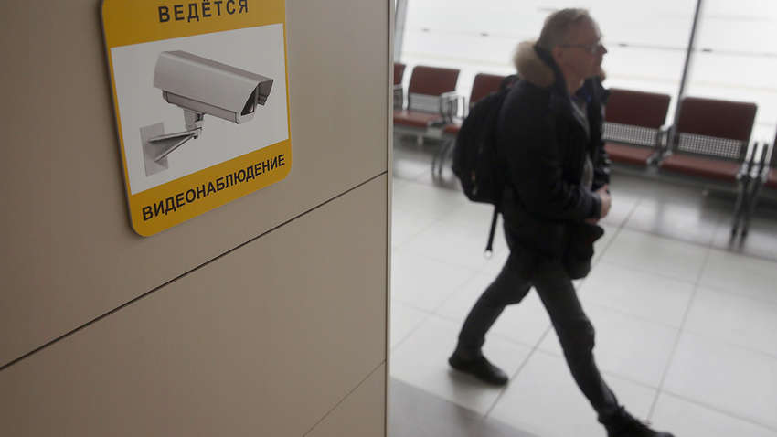  Камеры помогут найти преступников по голосу, татуировкам и глазам 