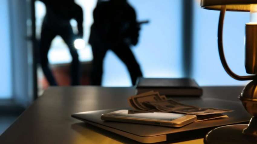 Как защитить свое жилье от мародеров: полезные советы