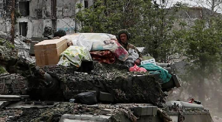 Не дай рашистам піти з пралками та унітазами: українцям пропонують спробувати себе оператором дрона