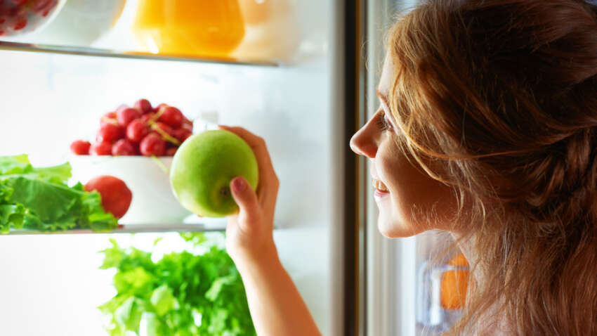 Правило «після 18 – ні крихти» руйнує метаболізм, а не рятує фігуру Правило «після 18 – ні крихти» руйнує метаболізм, а не рятує фігуру