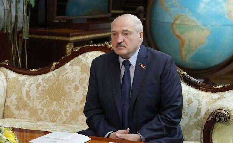 Лукашенко зрадив Путіна: білоруський диктатор звернувся до Байдена