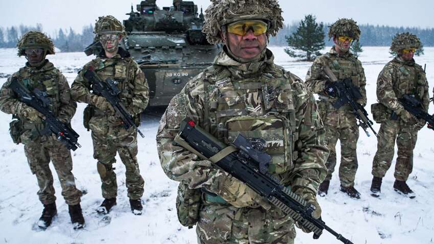 НАТО критикуют за устаревший подход к войне: почему шансы РФ на победы возрастают