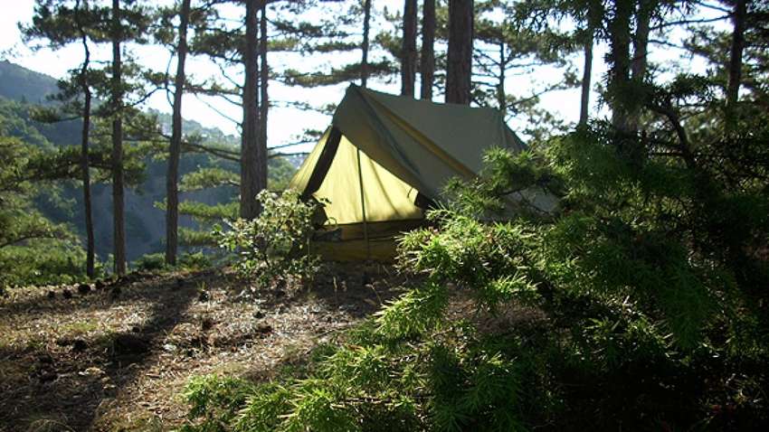 У будь-яку погоду: як вибрати намет на риболовлю