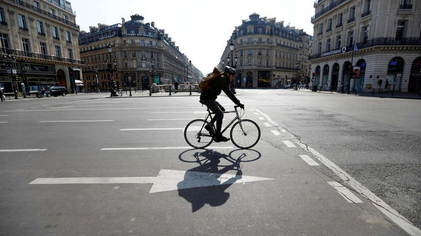 Расходы туристов в Европе сократились почти на 70%