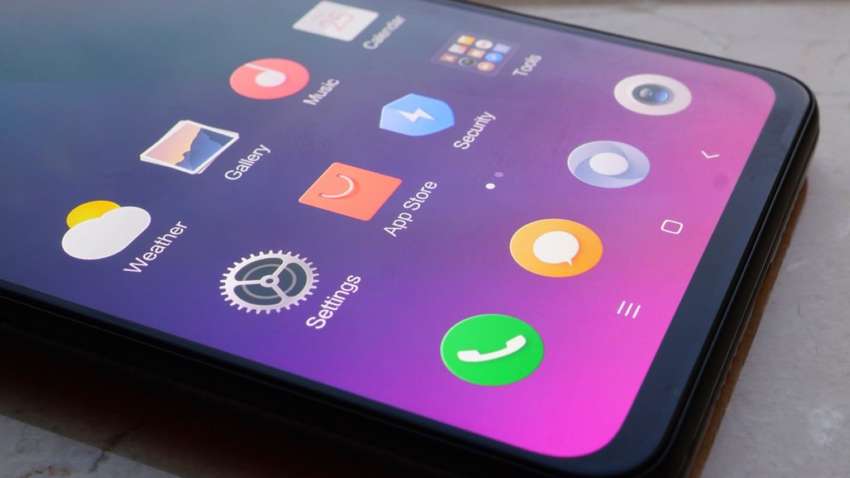 Компанія Xiaomi анонсувала власну технологію швидкої зарядки SuperWarge Turbo