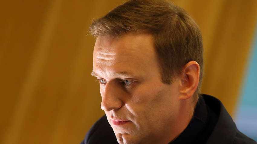 У Путіна відповіли, чому не дозволяють перевезти Навального за кордон У Путіна відповіли, чому не дозволяють перевезти Навального за кордон