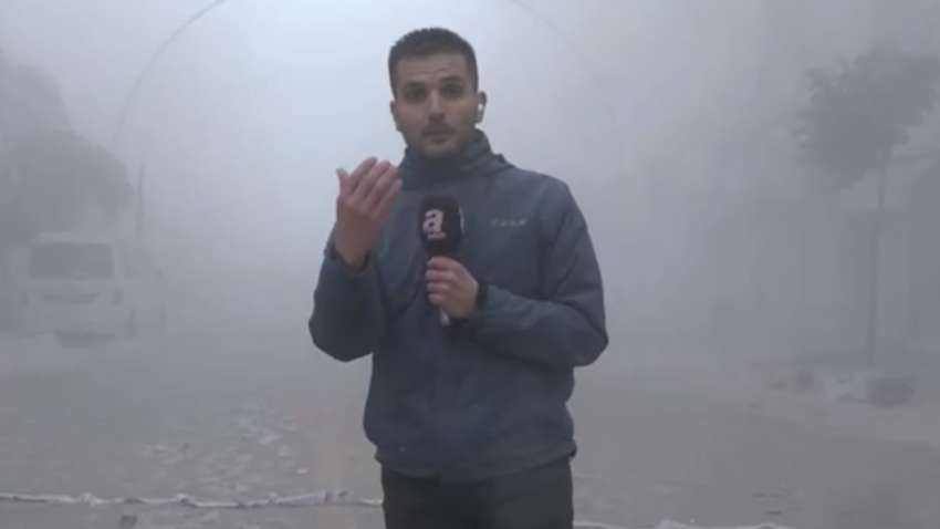 Репортер в прямом эфире убегает от разрушающегося здания из-за землетрясения (ВИДЕО) Репортер в прямом эфире убегает от разрушающегося здания из-за землетрясения (ВИДЕО)