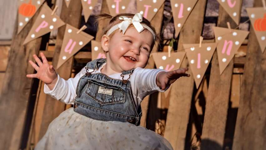 Як оригінально привітати дівчинку з Днем народження: найкращі варіанти Як оригінально привітати дівчинку з Днем народження: найкращі варіанти