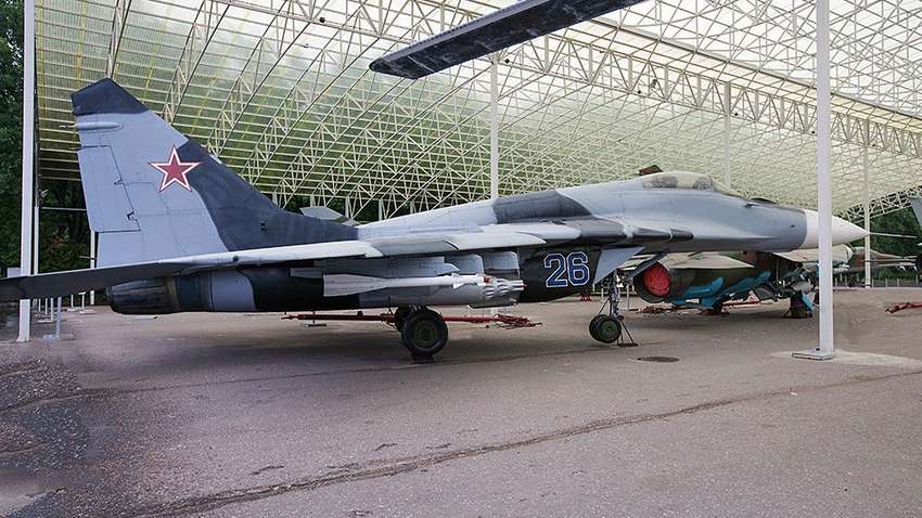 У РФ горів завод, де виробляють двигуни для літаків МіГ