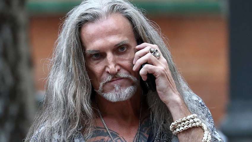 Згадав про своє українське коріння: російський актор привіз на окуповане Запоріжжя гуманітарку окупантів