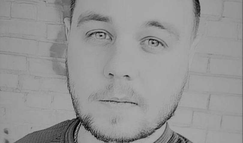 У Маріуполі окупанти стратили українського бійця, а фото тіла надіслали його матері