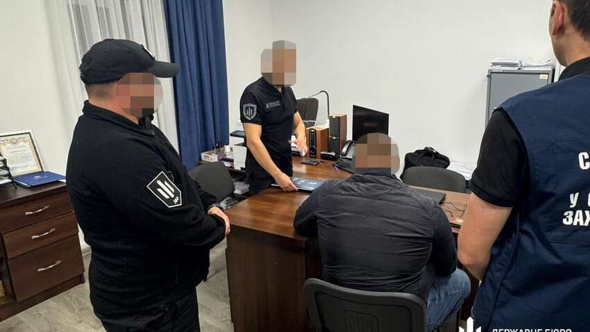 Командир заставлял военных строить ему дом