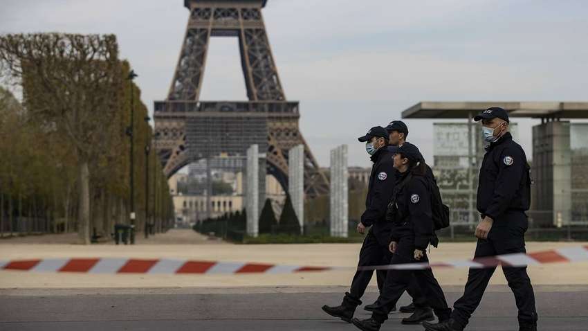 Франція планує відкрити кордони з Європою з 1 липня