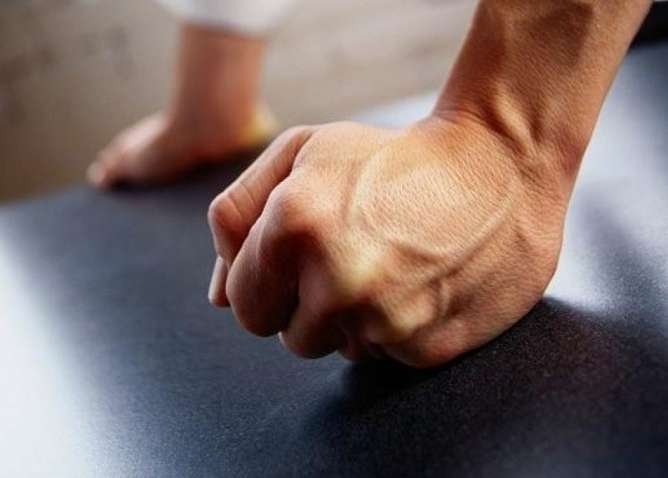 Ударила по лицу: в Волынской области педагог избила своего ученика (ВИДЕО) Ударила по лицу: в Волынской области педагог избила своего ученика (ВИДЕО)