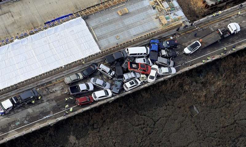 У США сталася аварія за участю 69 автомобілів