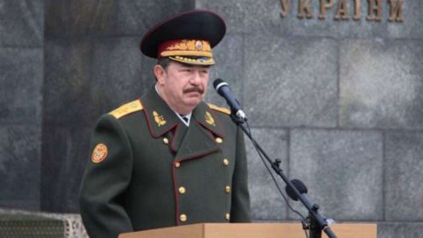 Скандальне повернення: соцмережі обурені після появи Кузьмука Скандальне повернення: соцмережі обурені після появи Кузьмука