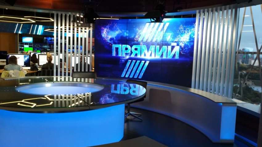 У Зеленського відповіли на пропозицію закрити телеканал "Прямий"