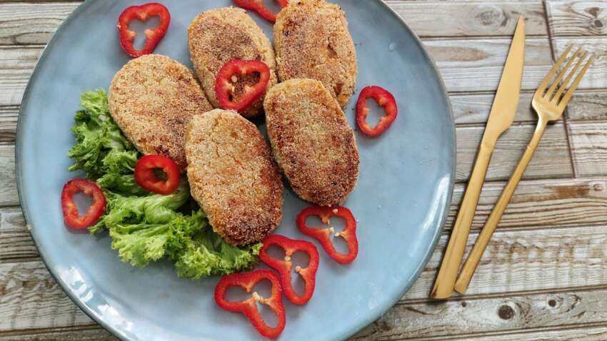 Котлети без м’яса, які підкорили тисячі: секретна пісна страва з квасолі, яку готують за 20 хвилин