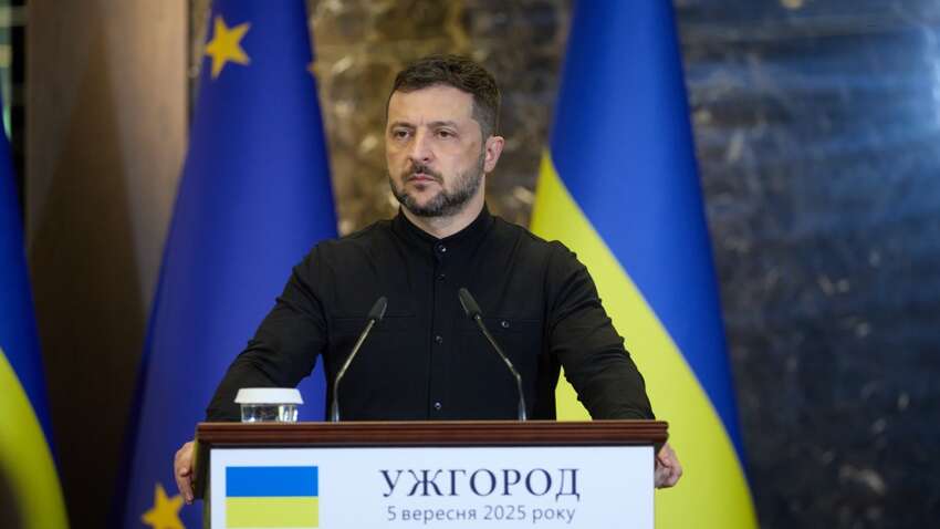 Зеленский намекнул, что у Украины уже есть чем достать до Москвы и не только Зеленский намекнул, что у Украины уже есть чем достать до Москвы и не только