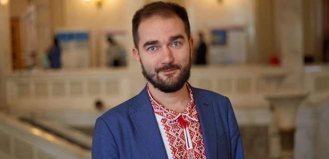 НАБУ требует от генпрокурора вручить подозрение депутату, пойманному на взятке