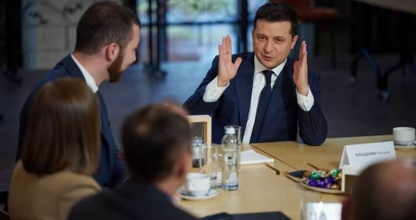 «По российским оккупантам – огонь!»: Бутусов, ГБР и президент – кто прав в этом треугольнике