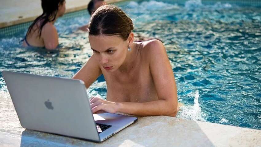 Фото в стиле ню: новая консулка Украины в Доминикане привлекла внимание (ФОТО) Фото в стиле ню: новая консулка Украины в Доминикане привлекла внимание (ФОТО)