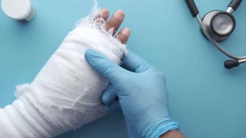 В Румынии зафиксировали случаи проказы у работниц спа-салона: центр закрыли, еще двоих проверяют В Румынии зафиксировали случаи проказы у работниц спа-салона: центр закрыли, еще двоих проверяют