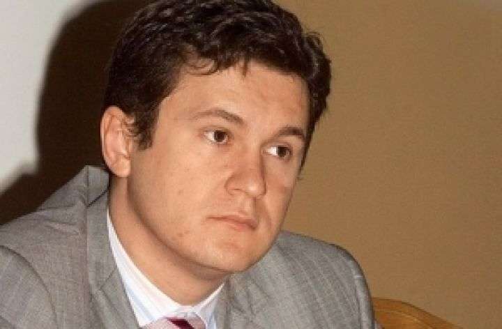 Продажа СК "Країна": экс-зять Черновецкого Супруненко покупает компанию с весомой скидкой