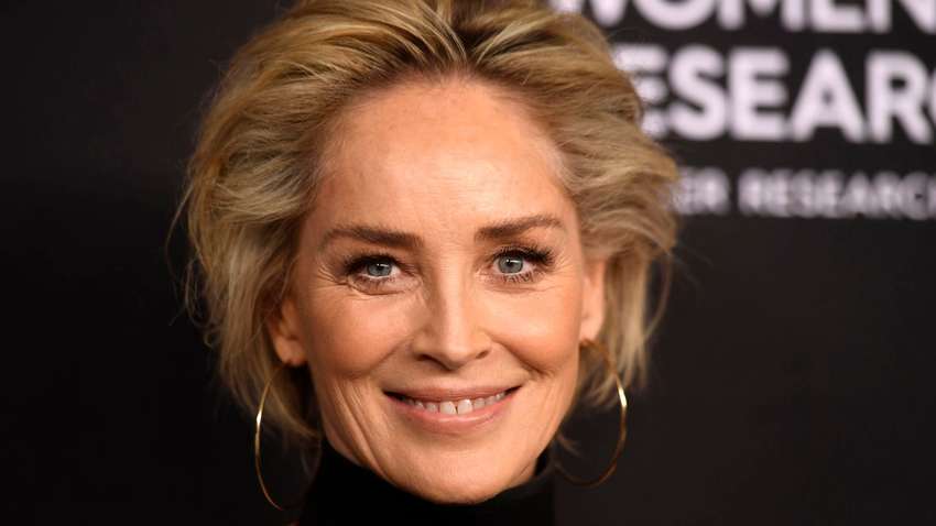 Без фільтрів: 62-річна Шерон Стоун показала «чесне» селфі