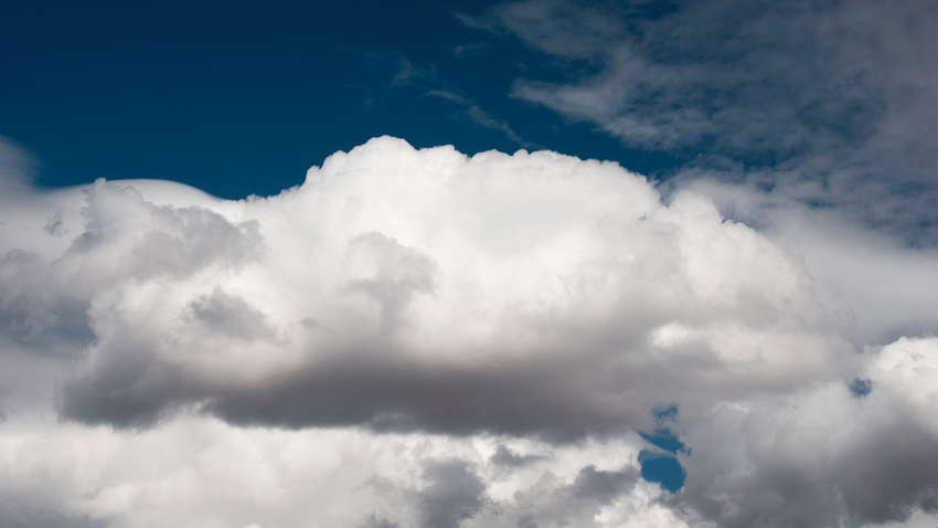 Apple стала владельцем популярного приложения для прогноза погоды