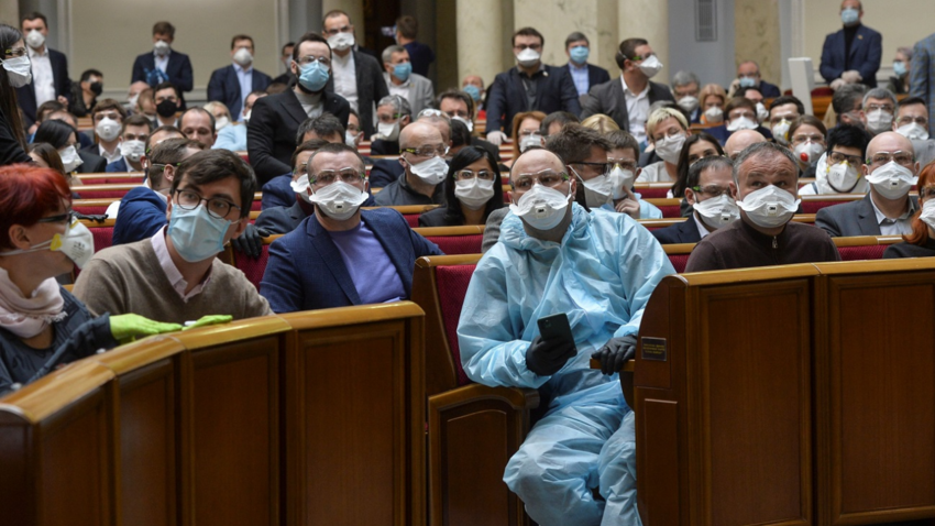 Фракція "Батьківщина" вирішила самоізолюватися через вірус в одного з депутатів