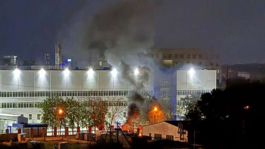 Россия содрогалась от взрывов: где заявили об атаке дронов Россия содрогалась от взрывов: где заявили об атаке дронов