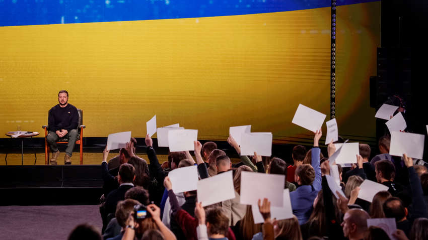 Пресс-конференция Зеленского, вопросы к мобилизации и много другое: ключевые итоги недели