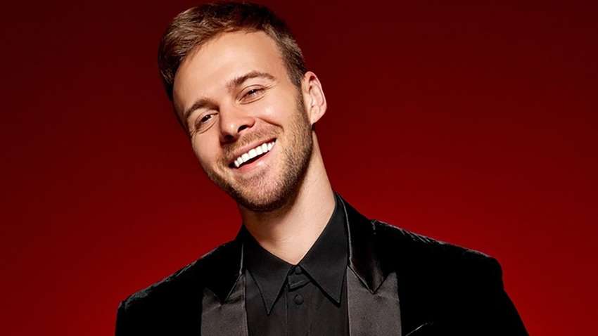 Фанаты в восторге: слухи про Макса Барских и российскую певицу подтвердились Фанаты в восторге: слухи про Макса Барских и российскую певицу подтвердились