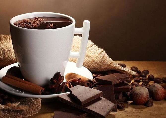 Этот вкусный рождественский напиток поможет вам сладко спать