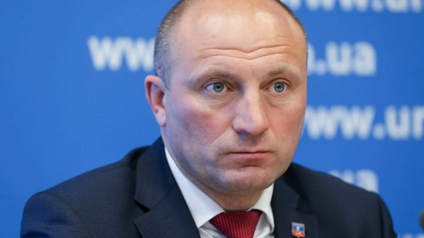 Мер Черкас звернувся до Зеленського у відповідь на "бандита"