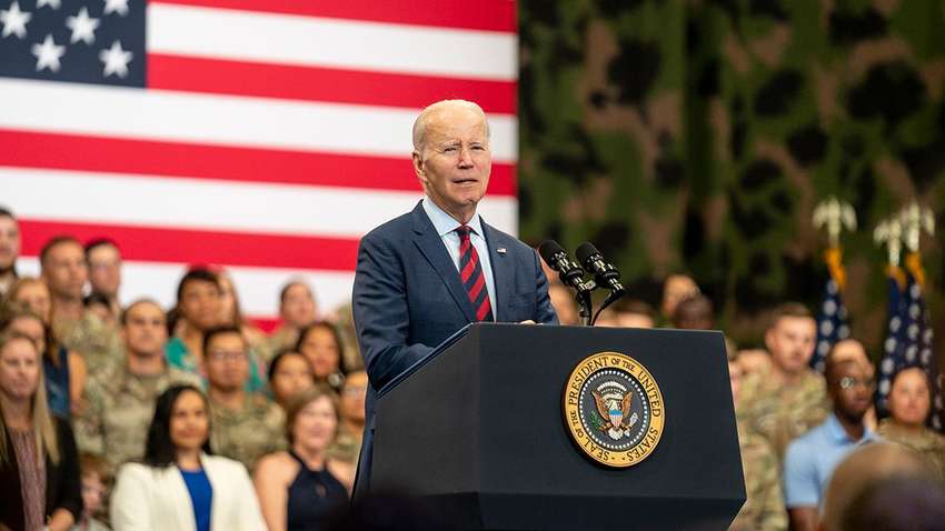 Байден поддерживает вступление Украины в НАТО после завершения войны, но есть нюанс Байден поддерживает вступление Украины в НАТО после завершения войны, но есть нюанс