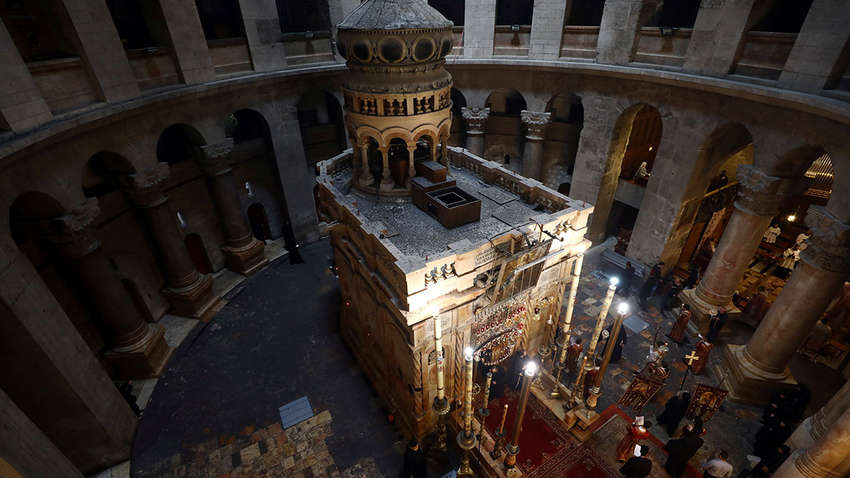 Церковь Гроба Господня в Иерусалиме открывается для публики в католическое Вербное воскресенье
