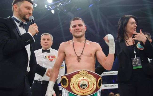 Беринчик победил в бою россиянина Чаниева (ВИДЕО)