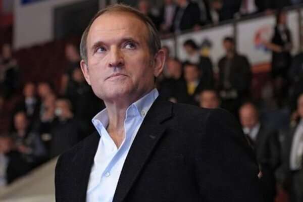 Медведчук выбыл из Минского процесса 