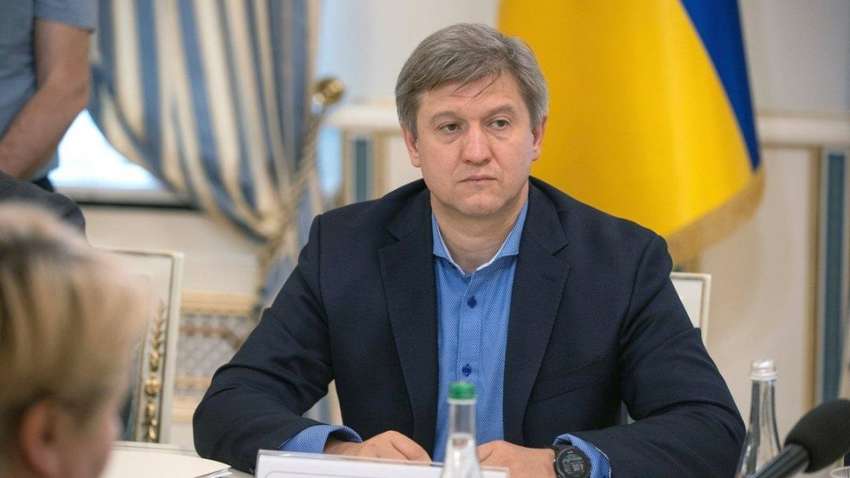 "Мені просто не цікаві підкилимні ігри" - Данилюк розповів про причини звільнення 