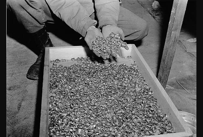 Финансовый сговор века: как нацистские миллионы исчезли в швейцарских банках