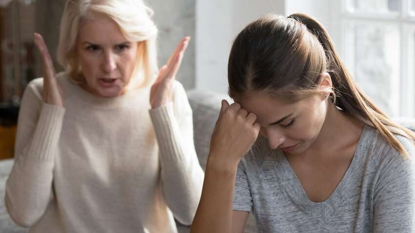 «Вы им ничего не должны»: психолог объясняет, почему чувство вины перед родителями – это манипуляция «Вы им ничего не должны»: психолог объясняет, почему чувство вины перед родителями – это манипуляция