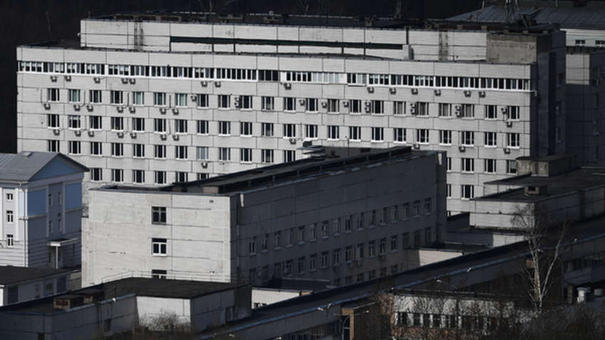 В России произошел пожар в больнице для заболевших коронавирусом: есть погибший (ВИДЕО)