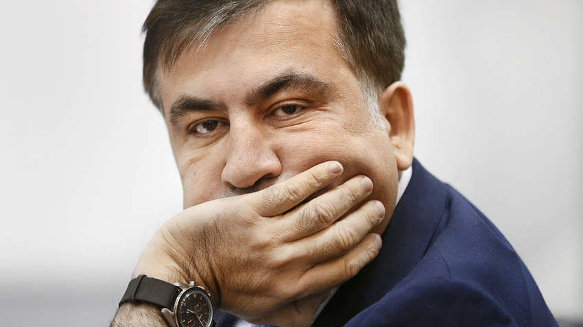 Власти Грузии сняли интригу в вопросе помилования Саакашвили