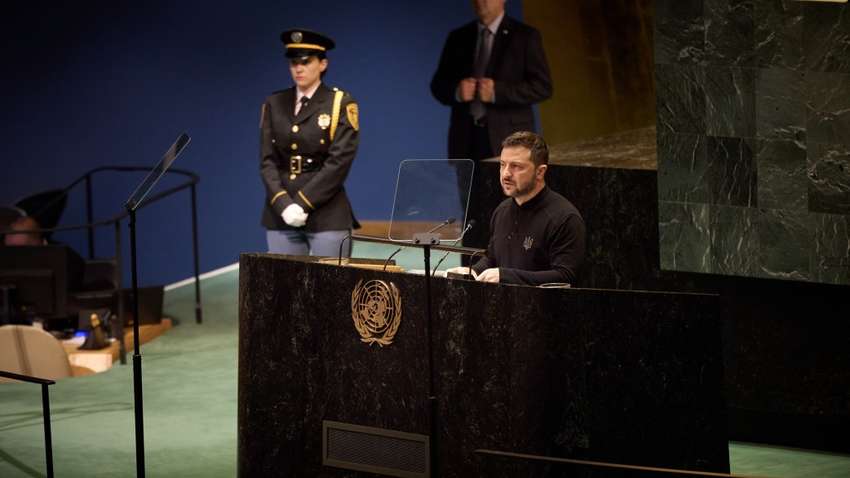 Візит Зеленського до США продовжено ще на один день: ЗМІ дізналися причину