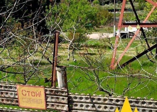 РФ терміново вивозить військову техніку із Севастополя: що сталося РФ терміново вивозить військову техніку із Севастополя: що сталося