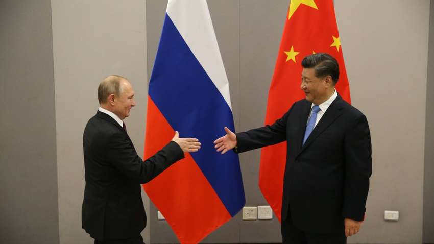  Си Цзиньпин после визита в Европу пригласил Путина в Китай